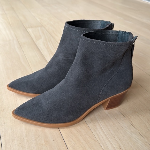 Blue Suede Boots - Like New - Picture 2 of 8